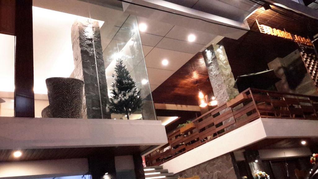 Biz Hotel City Center امبون المظهر الخارجي الصورة